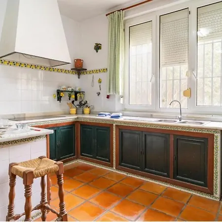 Family With Pool In Conil