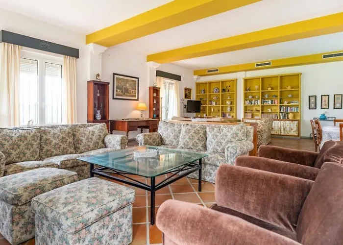 Family With Pool In Conil بيت للعطل *