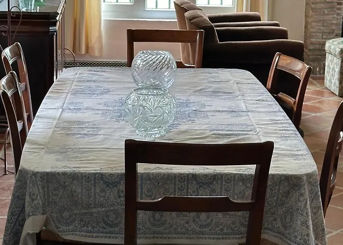 Family With Pool In Conil بيت للعطل كاديز