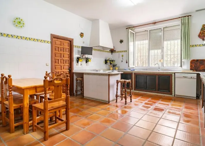 Family With Pool In Conil